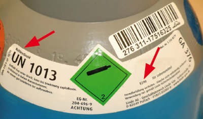 Abb. 1: Beschriftung einer Druckgasflasche (CO2, E 290)